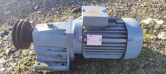 Elektromotor s převodovkou ZG 1 KPR 80G4 1,5 kW