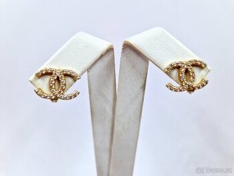 Zlaté náušnice