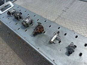 PŘÍSLUŠENSTVÍ MOTORU - VOLVO V50 1.6 D 80kW - 1