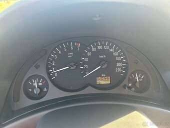 Opel Corsa 1,0 43kw 2003