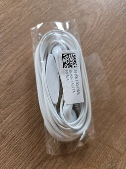 Originální nová nerozbalená sluchátka Samsung.
