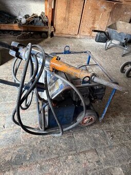 Prodám hydraulický kladivo