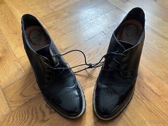 Kožené polobotky Tamaris (vel. 40)