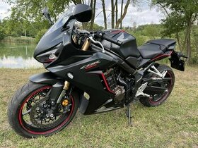 HONDA CBR 650 R - 1