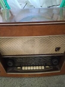Starožitné rádio Tesla s gramofónem