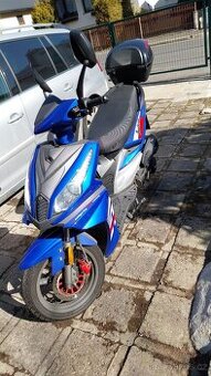 Skutr Maxon Ardour 125