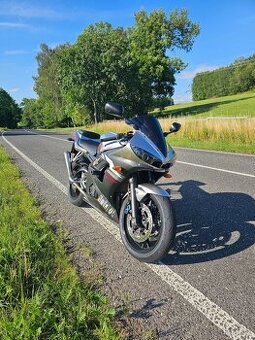 Yamaha r6