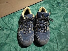 McKinley dětská outdoorová obuv Kona AQX II jr., vel. 36