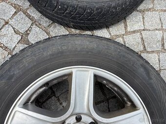 255/50 R18