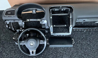 VW Golf 6,airbagy,palubka,MF volant
