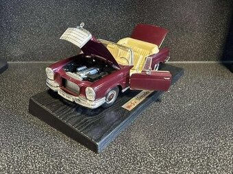 Mercedes Benz 280SE 1/18