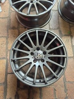 Alu kola AEZ Xylo 8Jx17 ET35 5x112