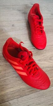 Kopačky Adidas Predator 19.4 FXG – vel. 38