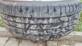 Letní pneu 215/55r17