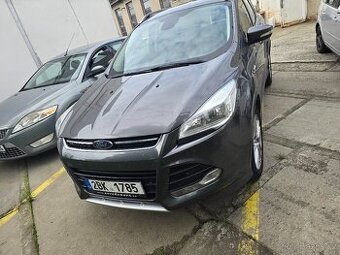 Ford Kuga - 1