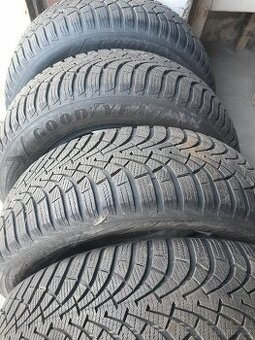 Zimní pneumatiky Goodyear 205/60/R15 91H