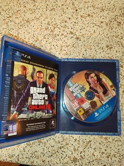 GTA 5 premium PS4
