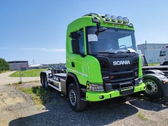 Scania G500XT 6x6 / HYVA TITAN-Naťahovák kontajnerov (NOVÉ)