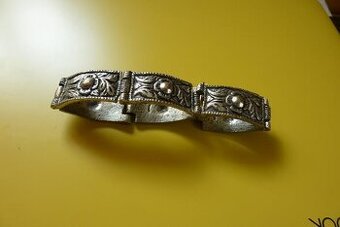 Starožitný stříbrný náramek z počátku počátku 19.století