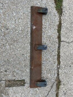 Břit-pravítko na lžíci bagru (Takeuchi)