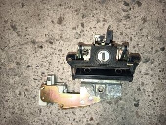 Klika pátých dveří Octavia 1