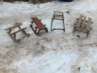 Staré sáňky, sane