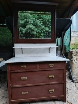 Komoda drevena masiv