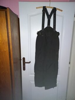 NOVÉ  DÁMSKÉ  OTEPLOVAČKY