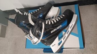 Lední brusle Bauer 10.5 D, v. 44