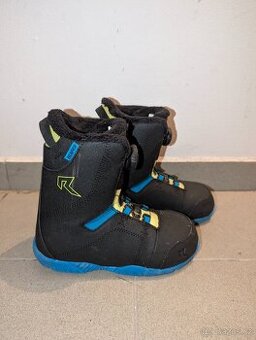 Dětské snowboardové boty vel. 37 23 cm