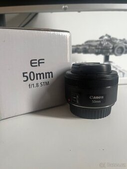 Canon EF 50mm f/1.8 STM
