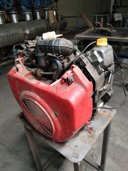 Motor Honda gx620 20HP s El. startérem