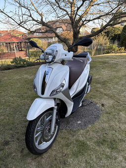 Piaggio Medley 125, CZ