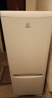 Kombinovaná lednice indesit