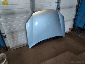 přední kapota Golf 5