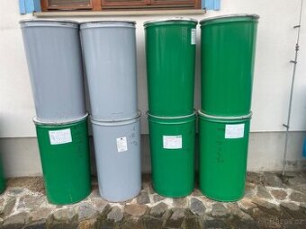 Plechové sudy s víkem 200l