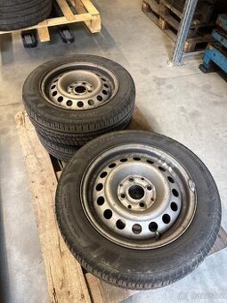 Sada letnich kol 4x100