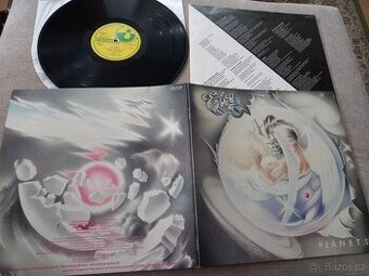ELOY „Planets “ /Harvest  1981/rozkl ob+ vnut ob/texty, prog