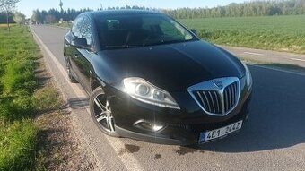 Lančia DELTA 1,4 16V 88KW  R.V.2010 NAJETO 200000km
