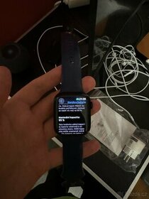 Apple Watch 8 LTE 45 mm Temně inkoustové