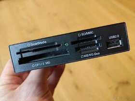 Interní čtečka paměťových karet Samsung + USB port do PC - 1