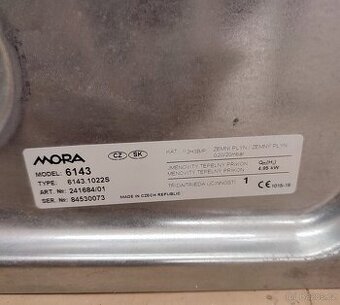 Plynové topidlo MORA 6143  zcela  ZÁNOVNÍ  za 50%