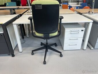 Kancelářský nábytek Steelcase