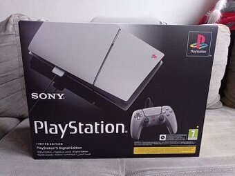 PlayStation 5 30th Anniversary Limited