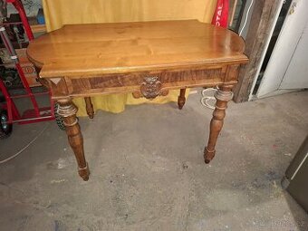 Starožitný stůl - 1