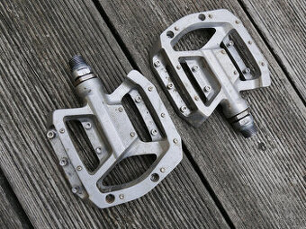 Pedály Shimano PD-GR500