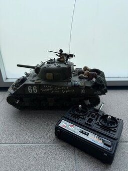 RC tank Sherman