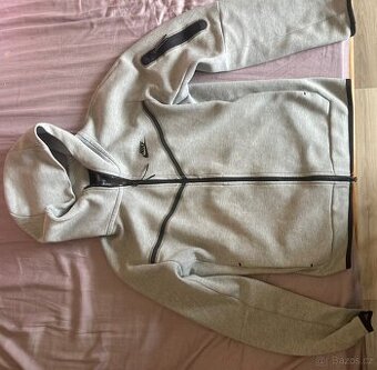 Nike tech fleece