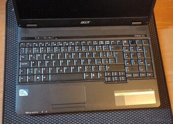 Acer extensa 5235