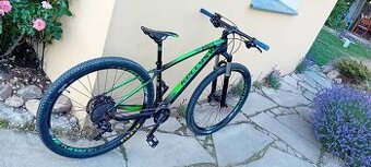 Kellys Stage 30, S/M, karbon 29 kola